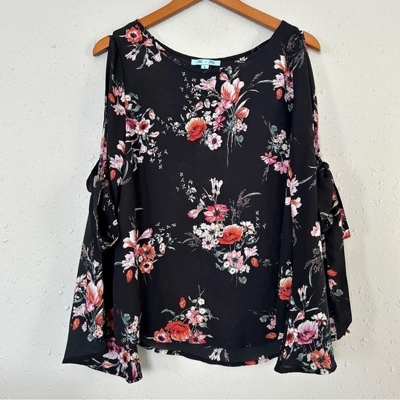 She + Sky Tops - 🦋 She + Sky Black Floral Cold Shoulder Tie Sleeve Flowy Blouse Large